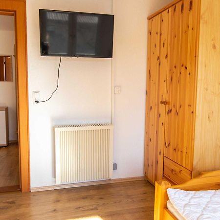 Ferienwohnung Sonnenseite Freest Esterno foto